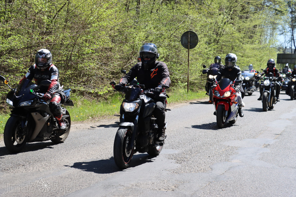 Fotorelacja I: IV Motopiknik w Łazach - parada motocykli