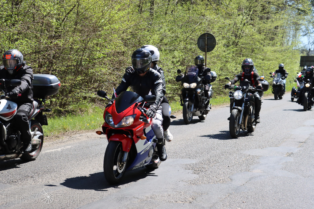 Fotorelacja I: IV Motopiknik w Łazach - parada motocykli