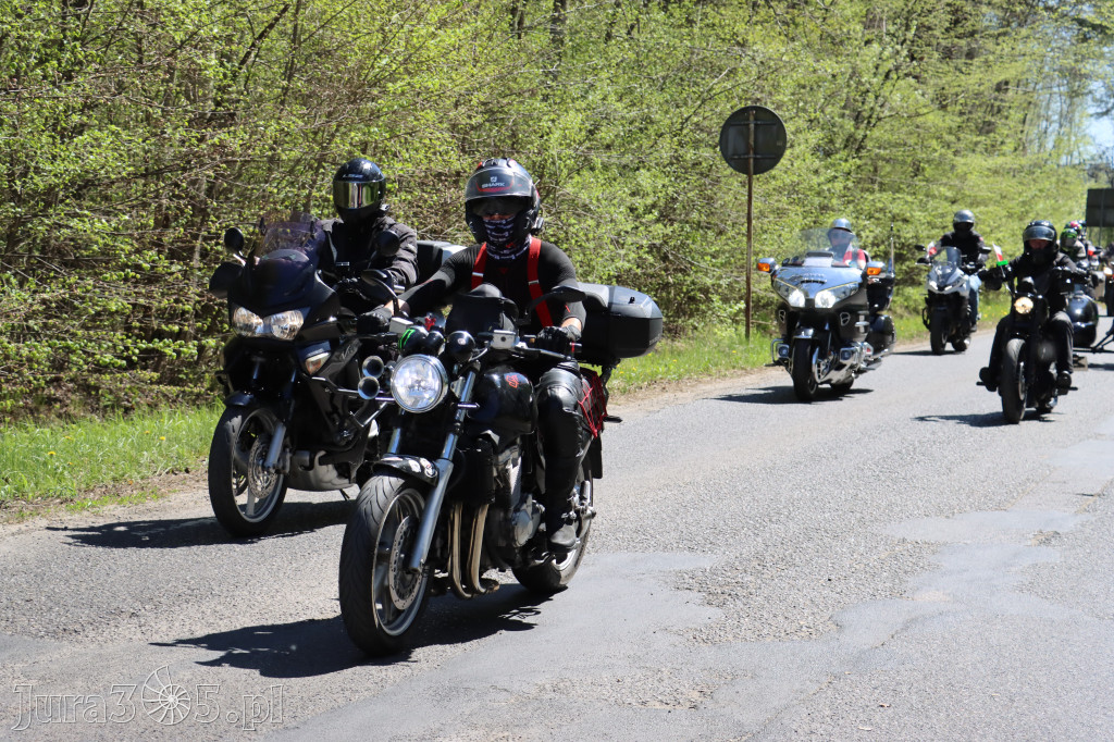 Fotorelacja I: IV Motopiknik w Łazach - parada motocykli