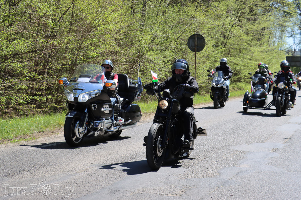 Fotorelacja I: IV Motopiknik w Łazach - parada motocykli