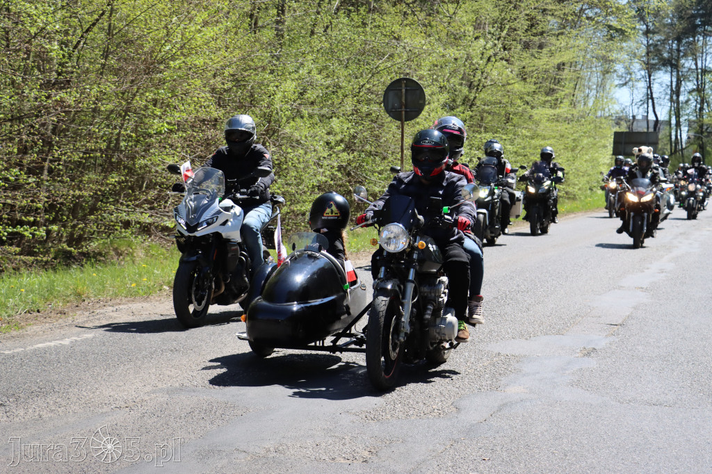 Fotorelacja I: IV Motopiknik w Łazach - parada motocykli