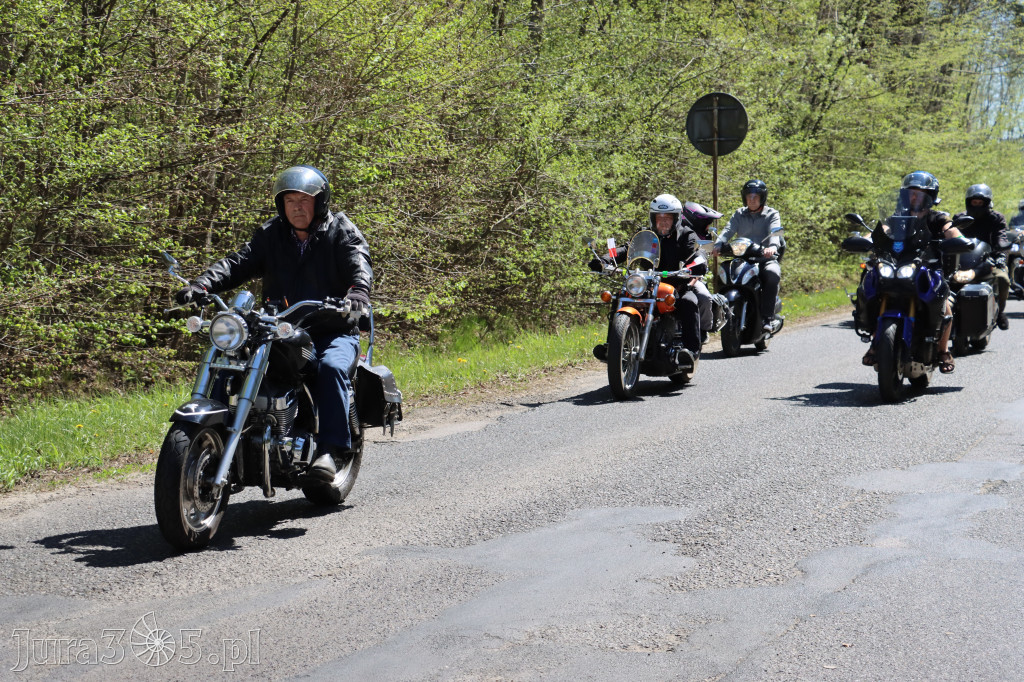 Fotorelacja I: IV Motopiknik w Łazach - parada motocykli