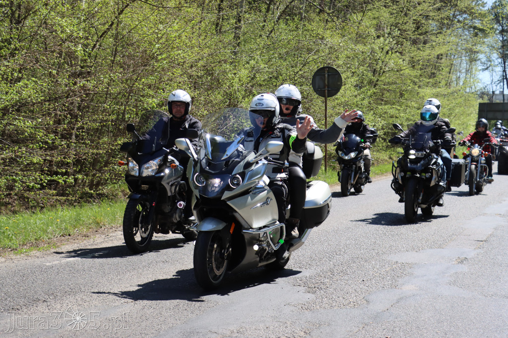 Fotorelacja I: IV Motopiknik w Łazach - parada motocykli