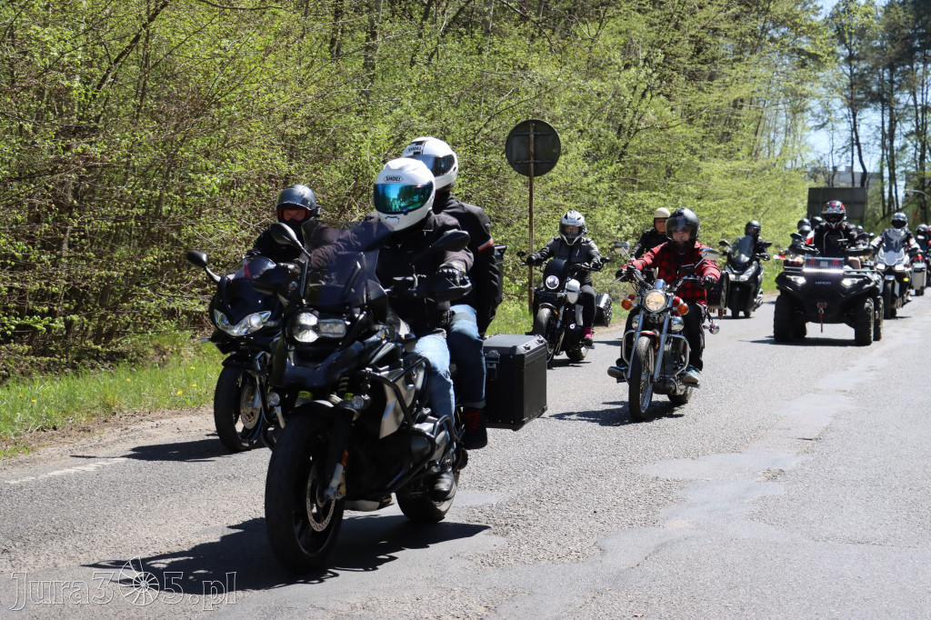 Fotorelacja I: IV Motopiknik w Łazach - parada motocykli