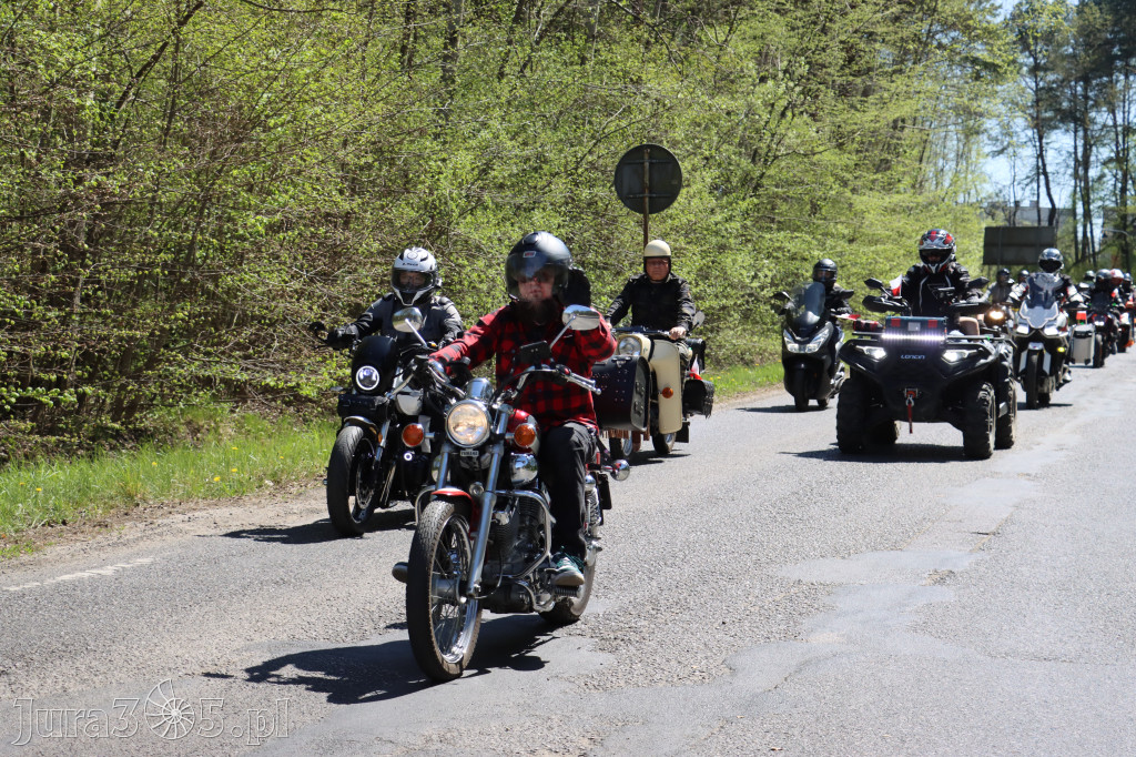 Fotorelacja I: IV Motopiknik w Łazach - parada motocykli