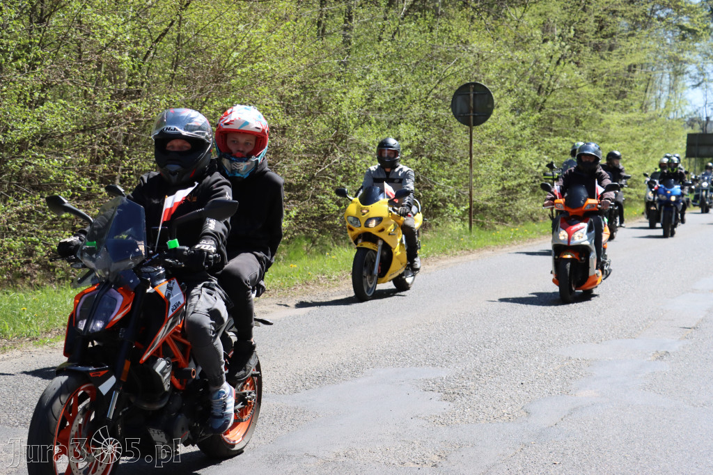 Fotorelacja I: IV Motopiknik w Łazach - parada motocykli