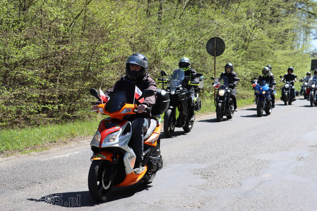 Fotorelacja I: IV Motopiknik w Łazach - parada motocykli