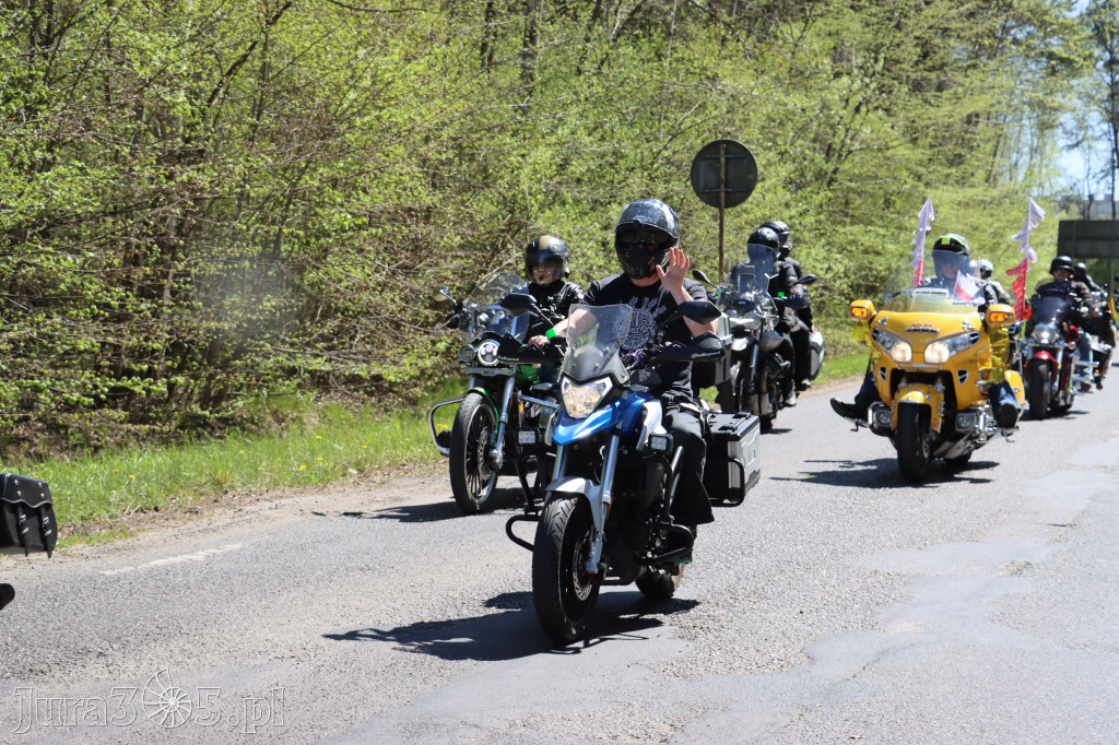 Fotorelacja I: IV Motopiknik w Łazach - parada motocykli