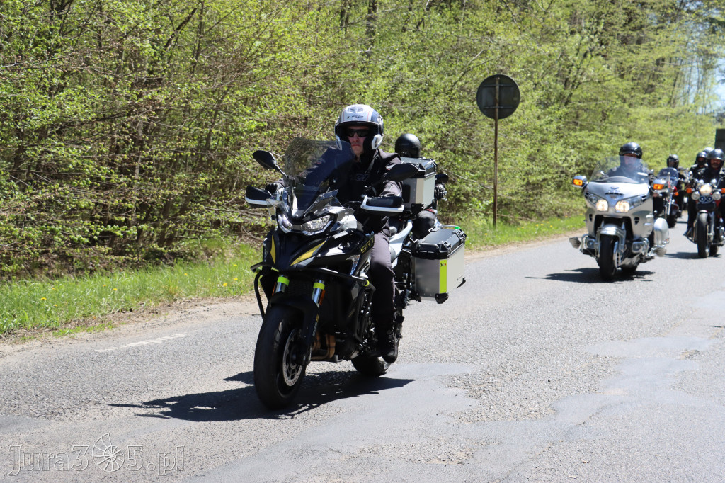 Fotorelacja I: IV Motopiknik w Łazach - parada motocykli