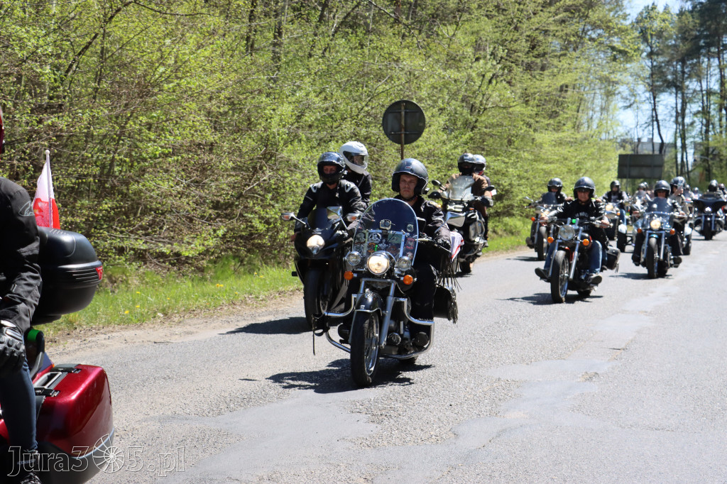 Fotorelacja I: IV Motopiknik w Łazach - parada motocykli