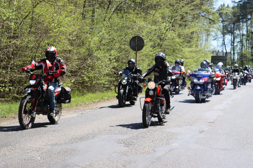 Fotorelacja I: IV Motopiknik w Łazach - parada motocykli
