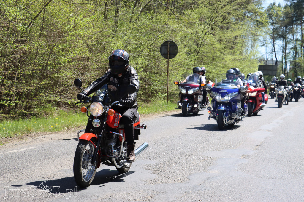 Fotorelacja I: IV Motopiknik w Łazach - parada motocykli