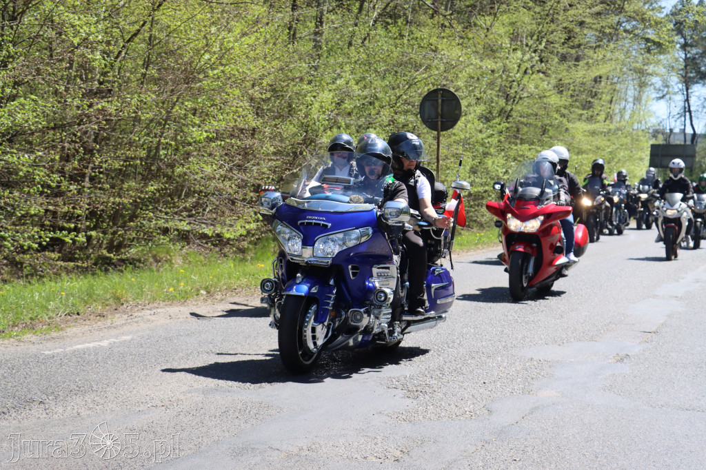 Fotorelacja I: IV Motopiknik w Łazach - parada motocykli