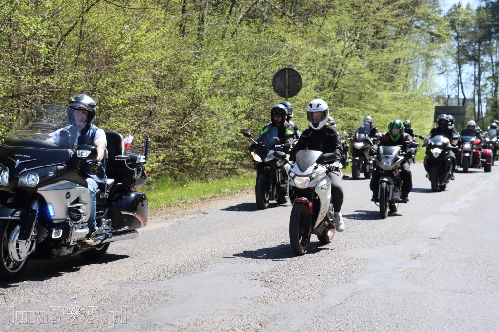 Fotorelacja I: IV Motopiknik w Łazach - parada motocykli