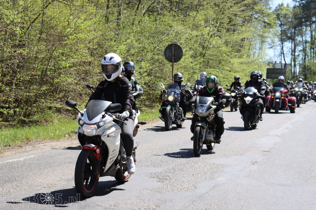 Fotorelacja I: IV Motopiknik w Łazach - parada motocykli