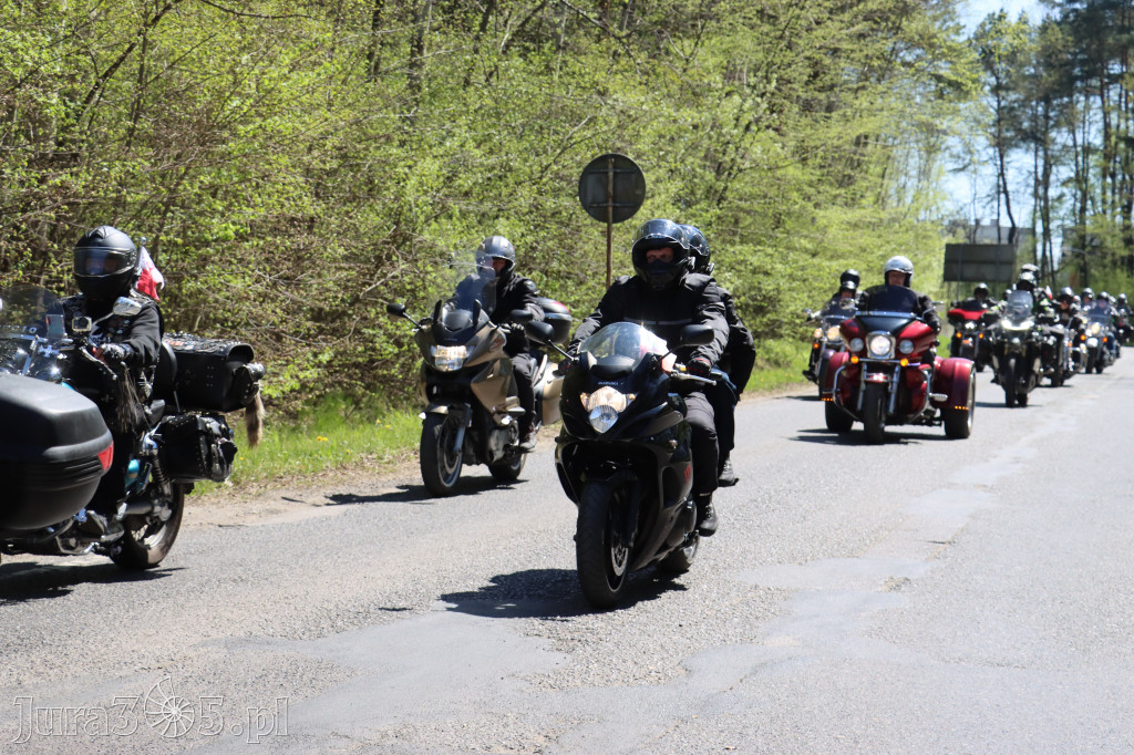 Fotorelacja I: IV Motopiknik w Łazach - parada motocykli