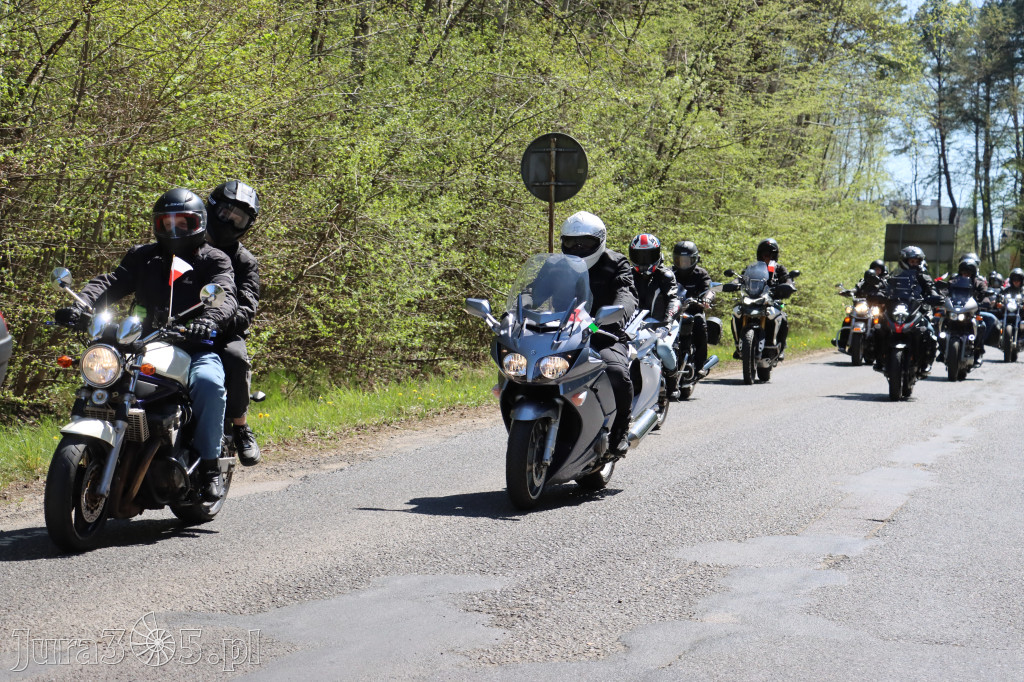 Fotorelacja I: IV Motopiknik w Łazach - parada motocykli