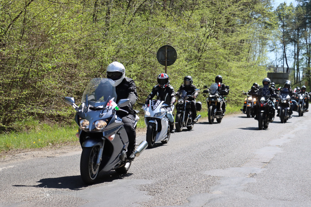 Fotorelacja I: IV Motopiknik w Łazach - parada motocykli