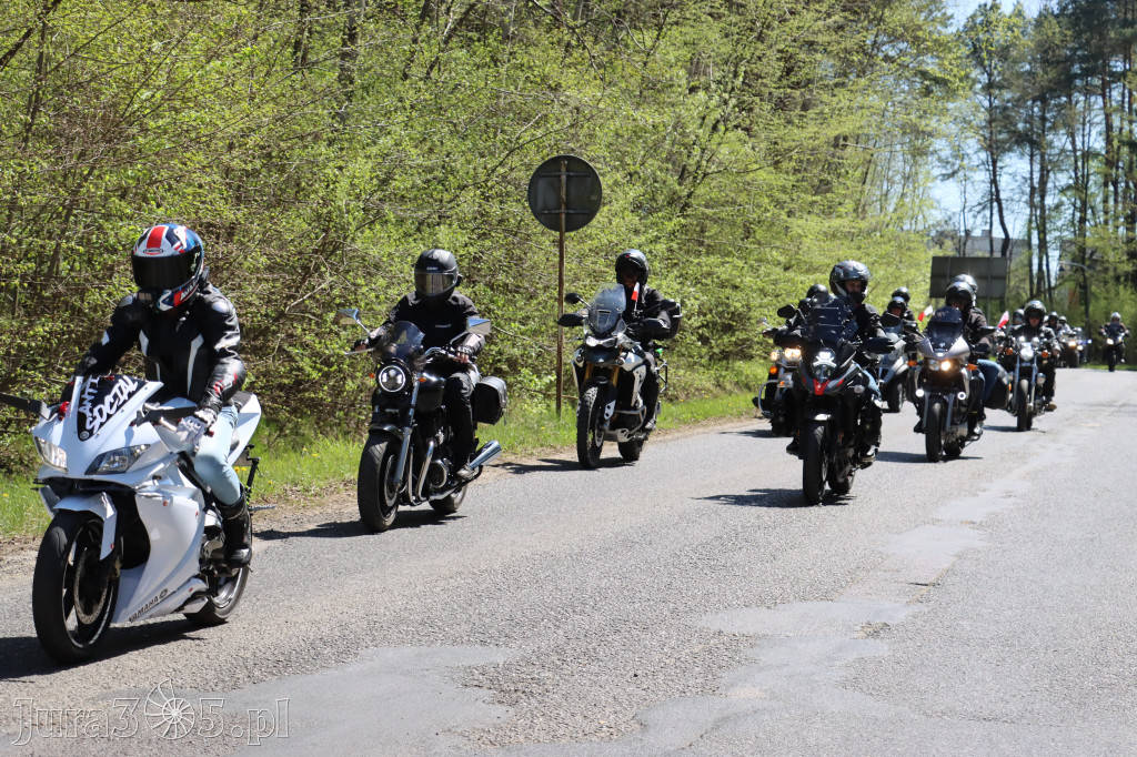Fotorelacja I: IV Motopiknik w Łazach - parada motocykli