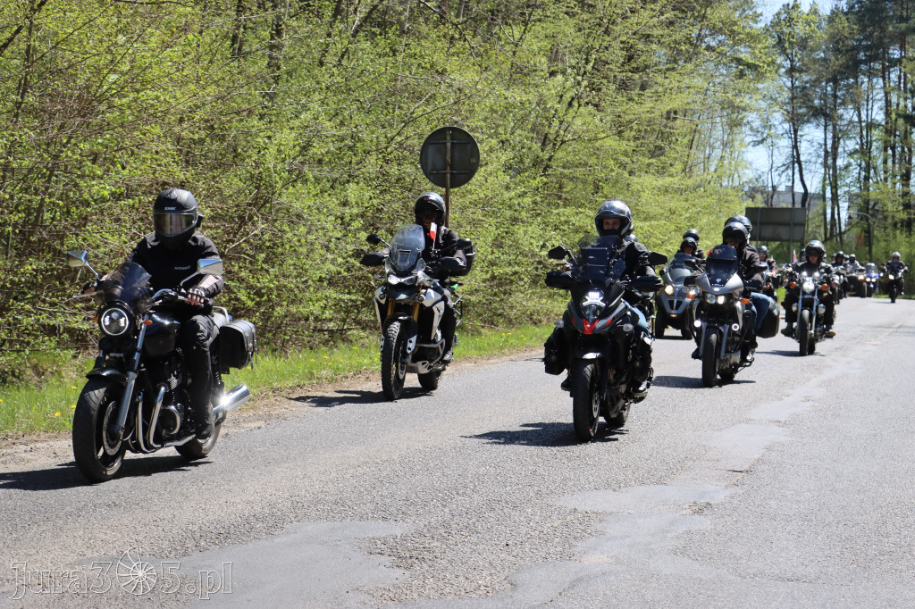 Fotorelacja I: IV Motopiknik w Łazach - parada motocykli
