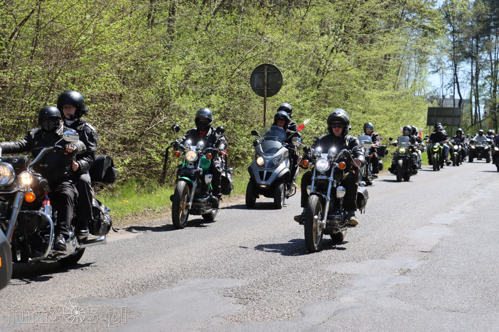 Fotorelacja I: IV Motopiknik w Łazach - parada motocykli