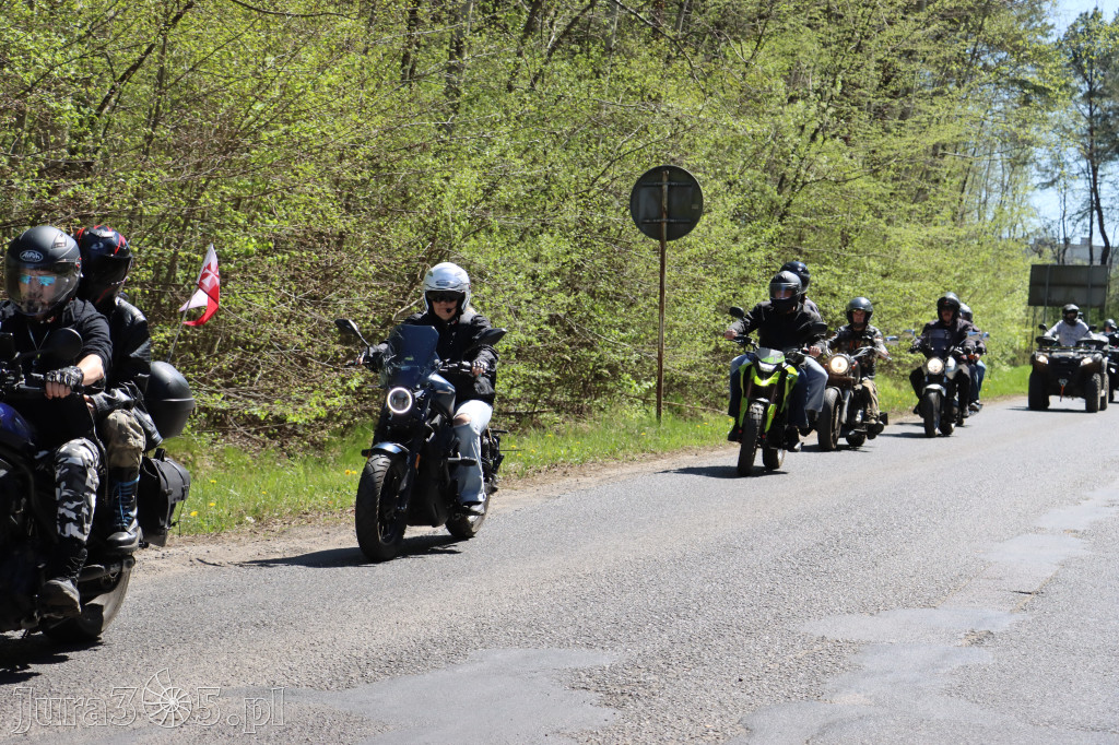 Fotorelacja I: IV Motopiknik w Łazach - parada motocykli