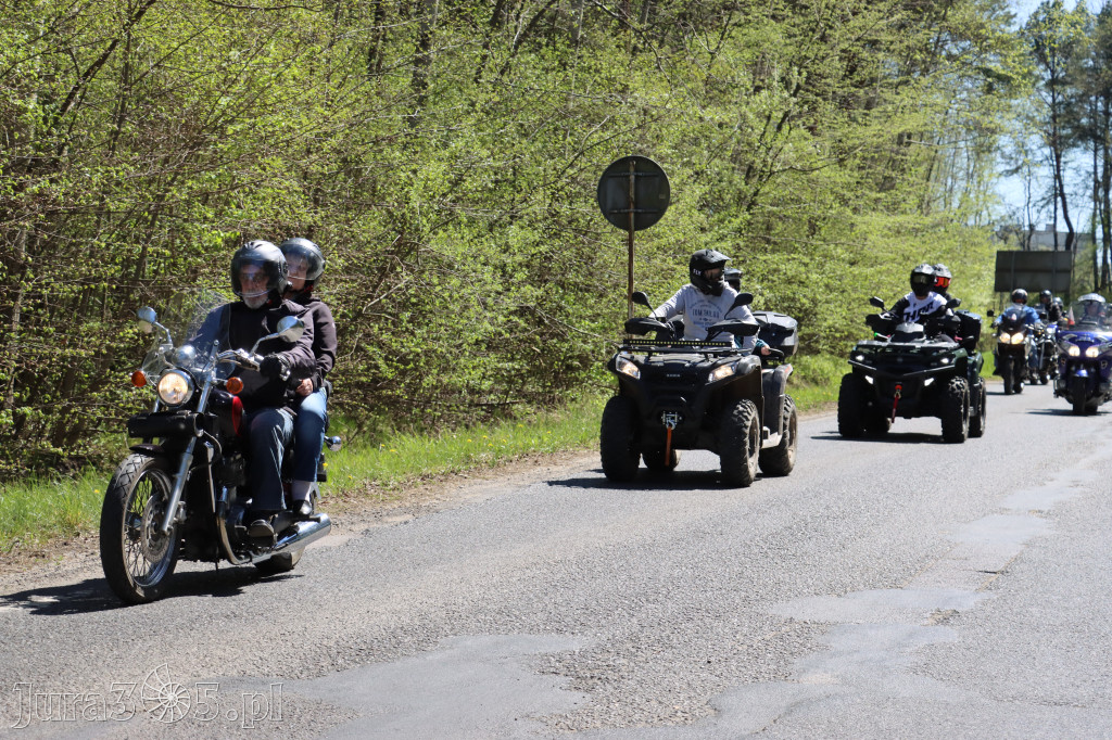 Fotorelacja I: IV Motopiknik w Łazach - parada motocykli