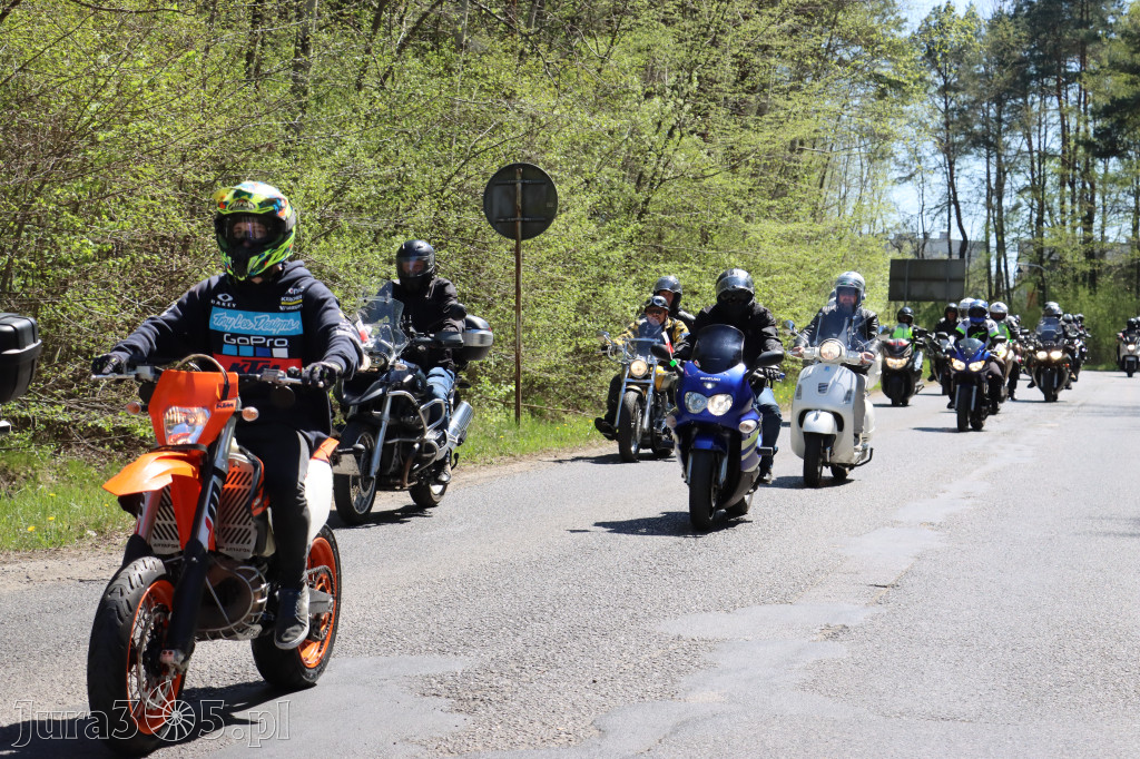 Fotorelacja I: IV Motopiknik w Łazach - parada motocykli