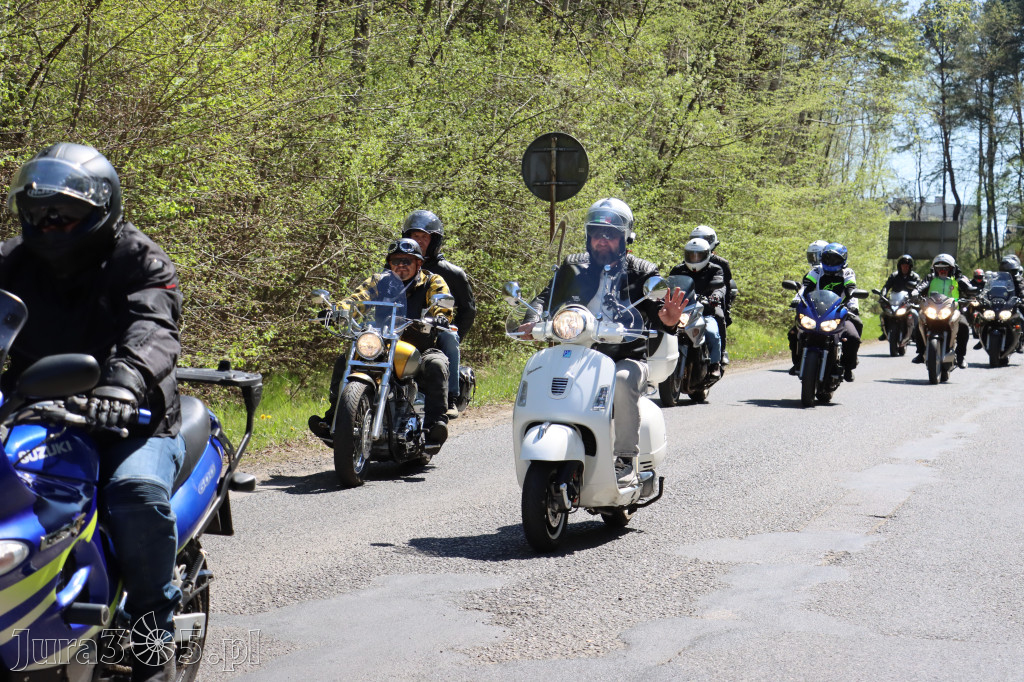 Fotorelacja I: IV Motopiknik w Łazach - parada motocykli