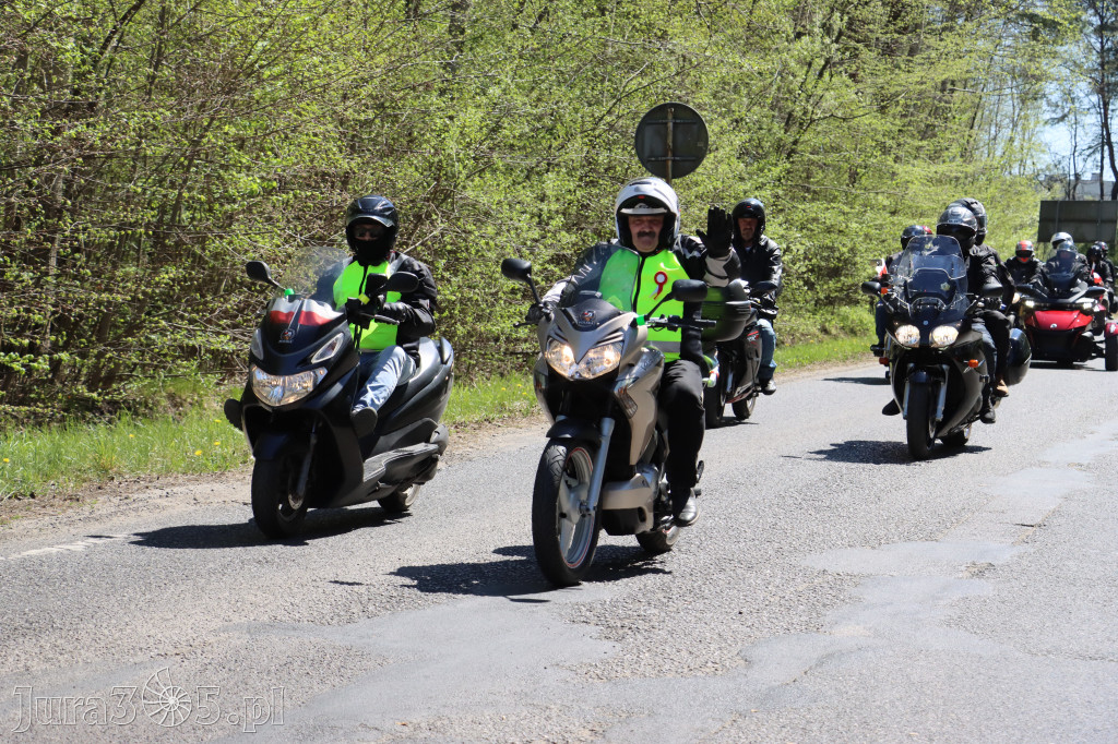 Fotorelacja I: IV Motopiknik w Łazach - parada motocykli