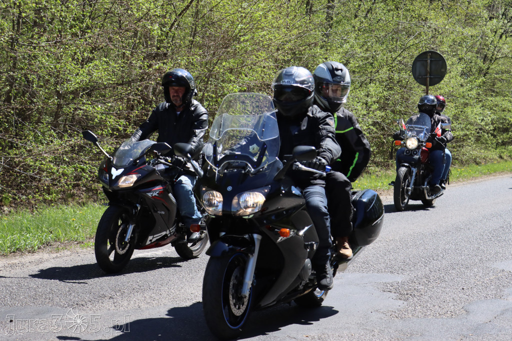 Fotorelacja I: IV Motopiknik w Łazach - parada motocykli
