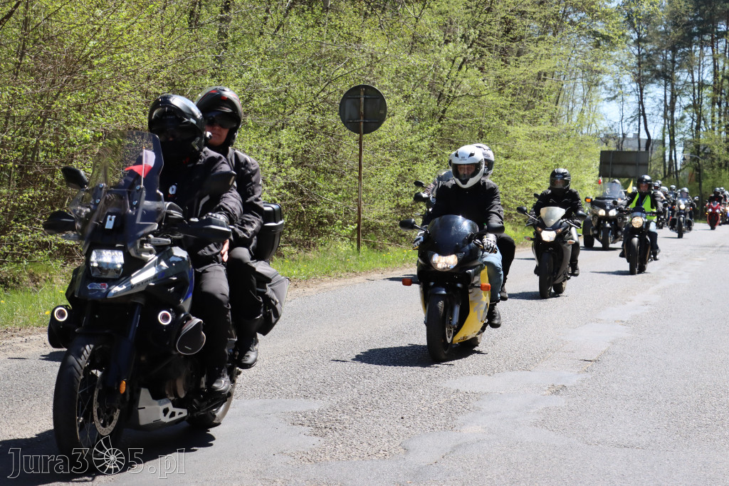 Fotorelacja I: IV Motopiknik w Łazach - parada motocykli