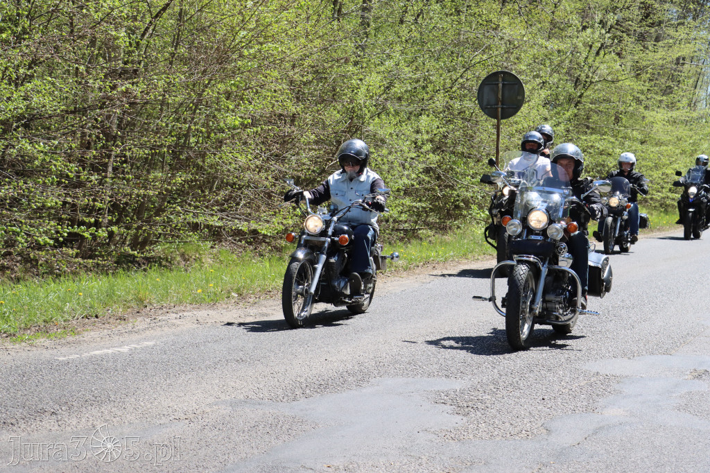 Fotorelacja I: IV Motopiknik w Łazach - parada motocykli