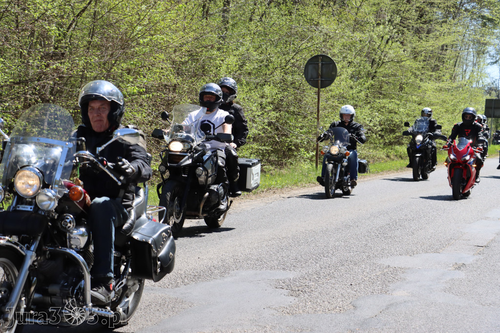 Fotorelacja I: IV Motopiknik w Łazach - parada motocykli