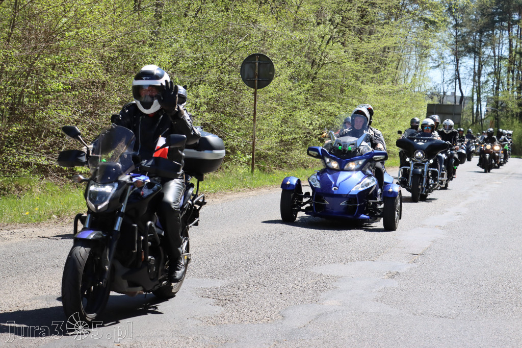 Fotorelacja I: IV Motopiknik w Łazach - parada motocykli