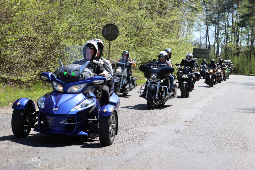 Fotorelacja I: IV Motopiknik w Łazach - parada motocykli
