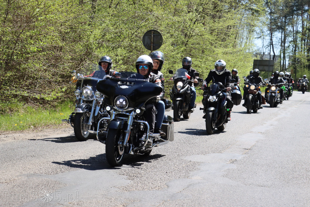 Fotorelacja I: IV Motopiknik w Łazach - parada motocykli