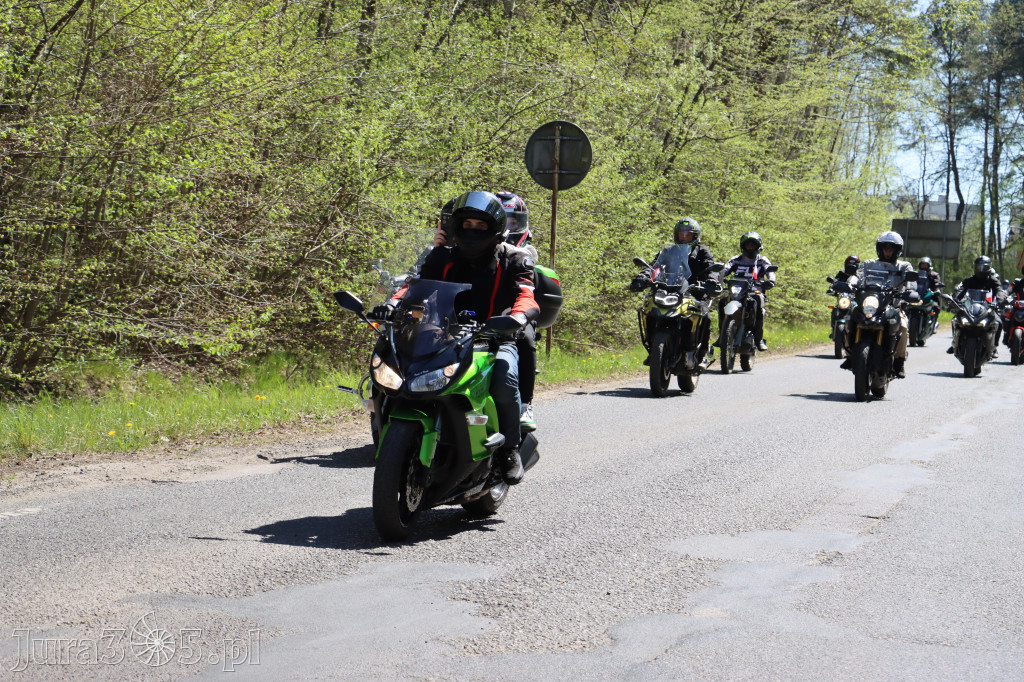 Fotorelacja I: IV Motopiknik w Łazach - parada motocykli