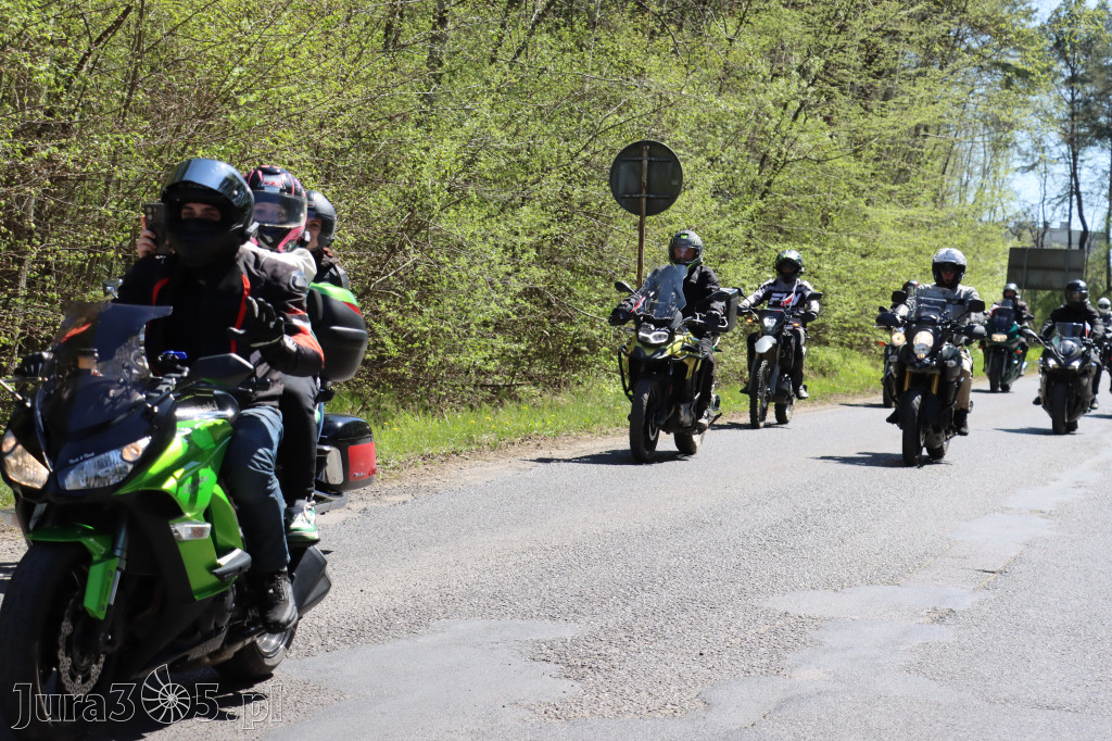 Fotorelacja I: IV Motopiknik w Łazach - parada motocykli
