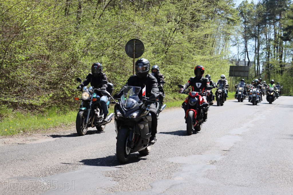 Fotorelacja I: IV Motopiknik w Łazach - parada motocykli