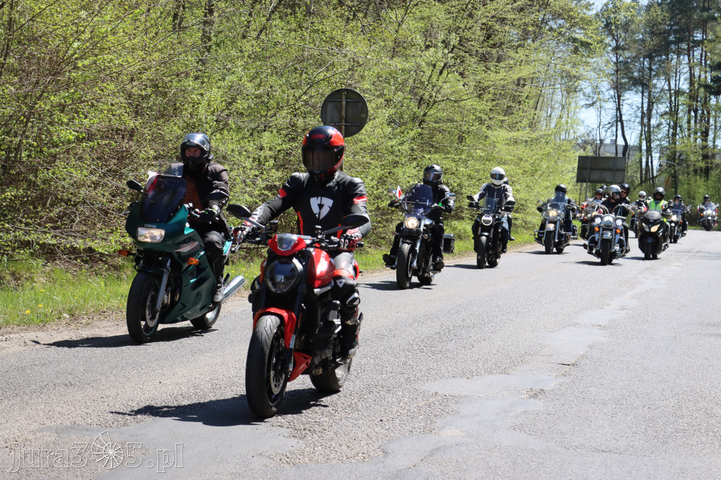 Fotorelacja I: IV Motopiknik w Łazach - parada motocykli