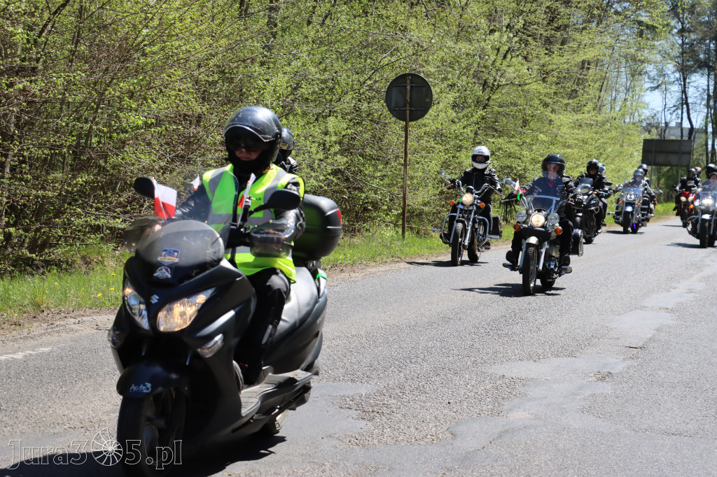 Fotorelacja I: IV Motopiknik w Łazach - parada motocykli