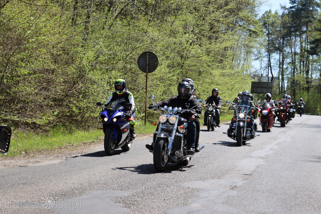 Fotorelacja I: IV Motopiknik w Łazach - parada motocykli
