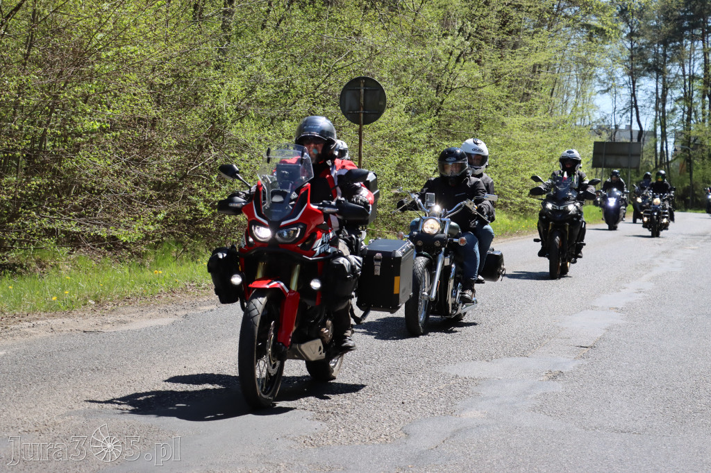 Fotorelacja I: IV Motopiknik w Łazach - parada motocykli