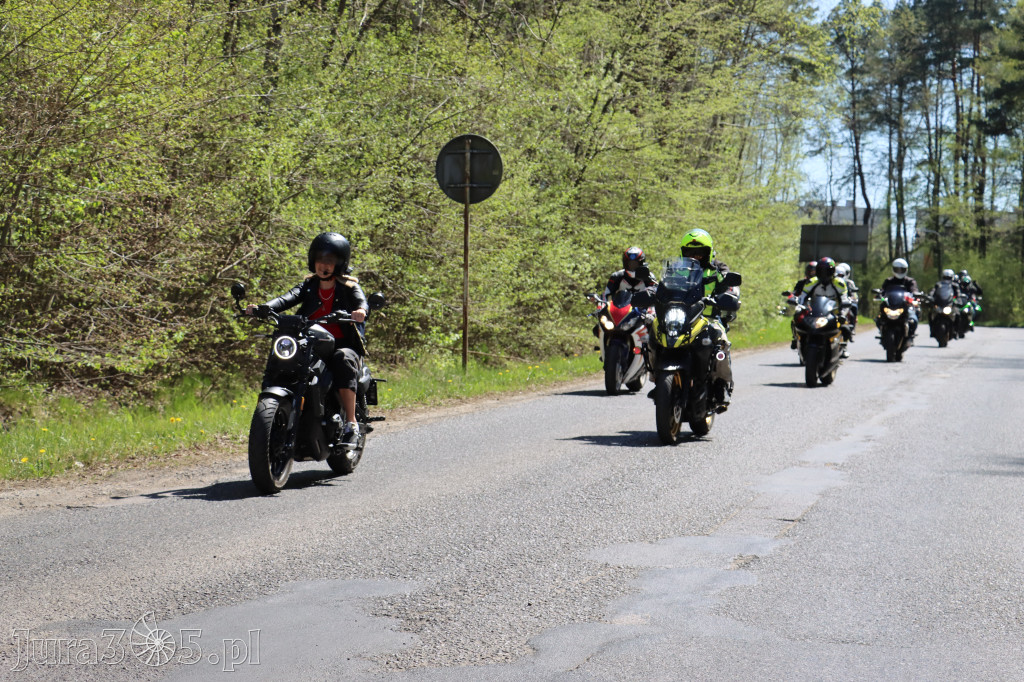Fotorelacja I: IV Motopiknik w Łazach - parada motocykli