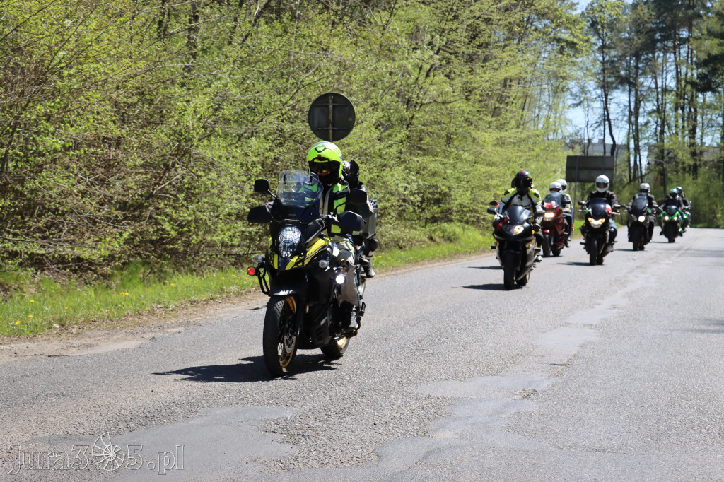 Fotorelacja I: IV Motopiknik w Łazach - parada motocykli