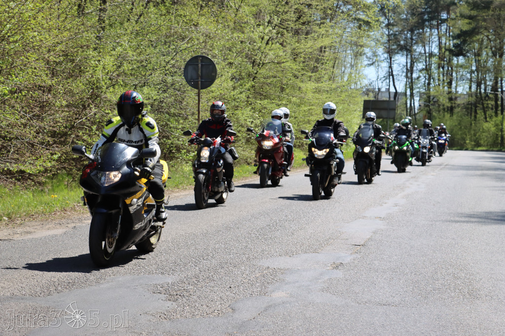 Fotorelacja I: IV Motopiknik w Łazach - parada motocykli