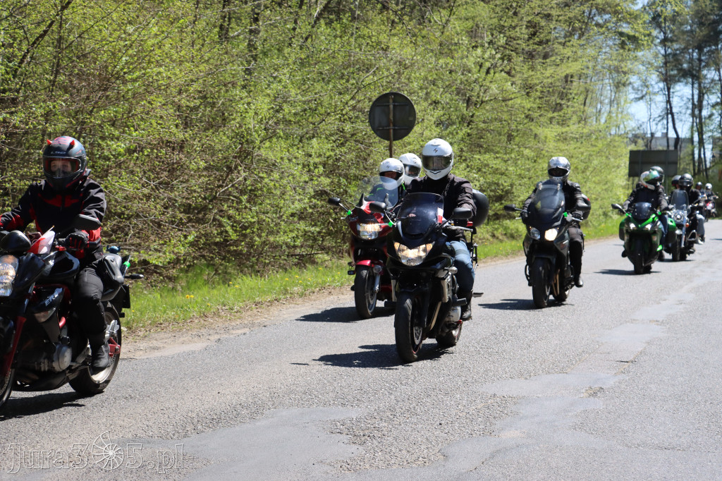 Fotorelacja I: IV Motopiknik w Łazach - parada motocykli
