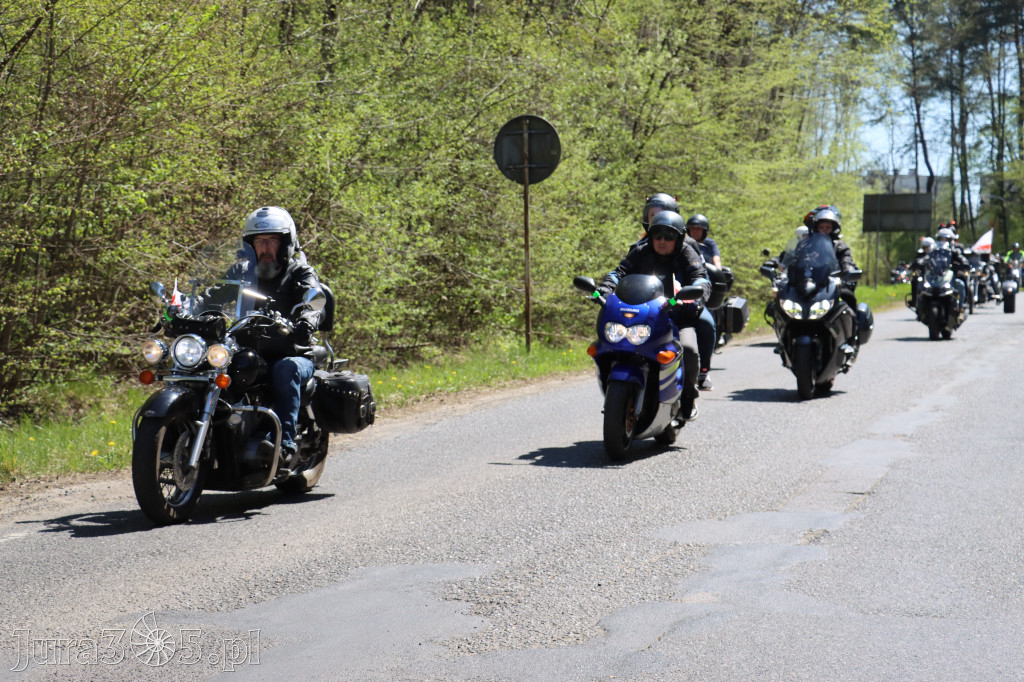 Fotorelacja I: IV Motopiknik w Łazach - parada motocykli