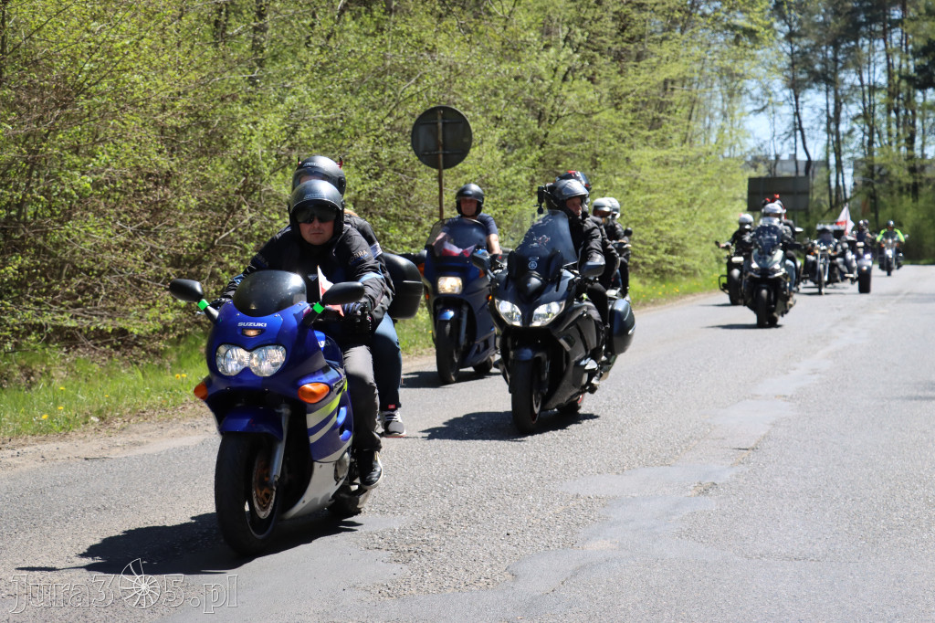 Fotorelacja I: IV Motopiknik w Łazach - parada motocykli